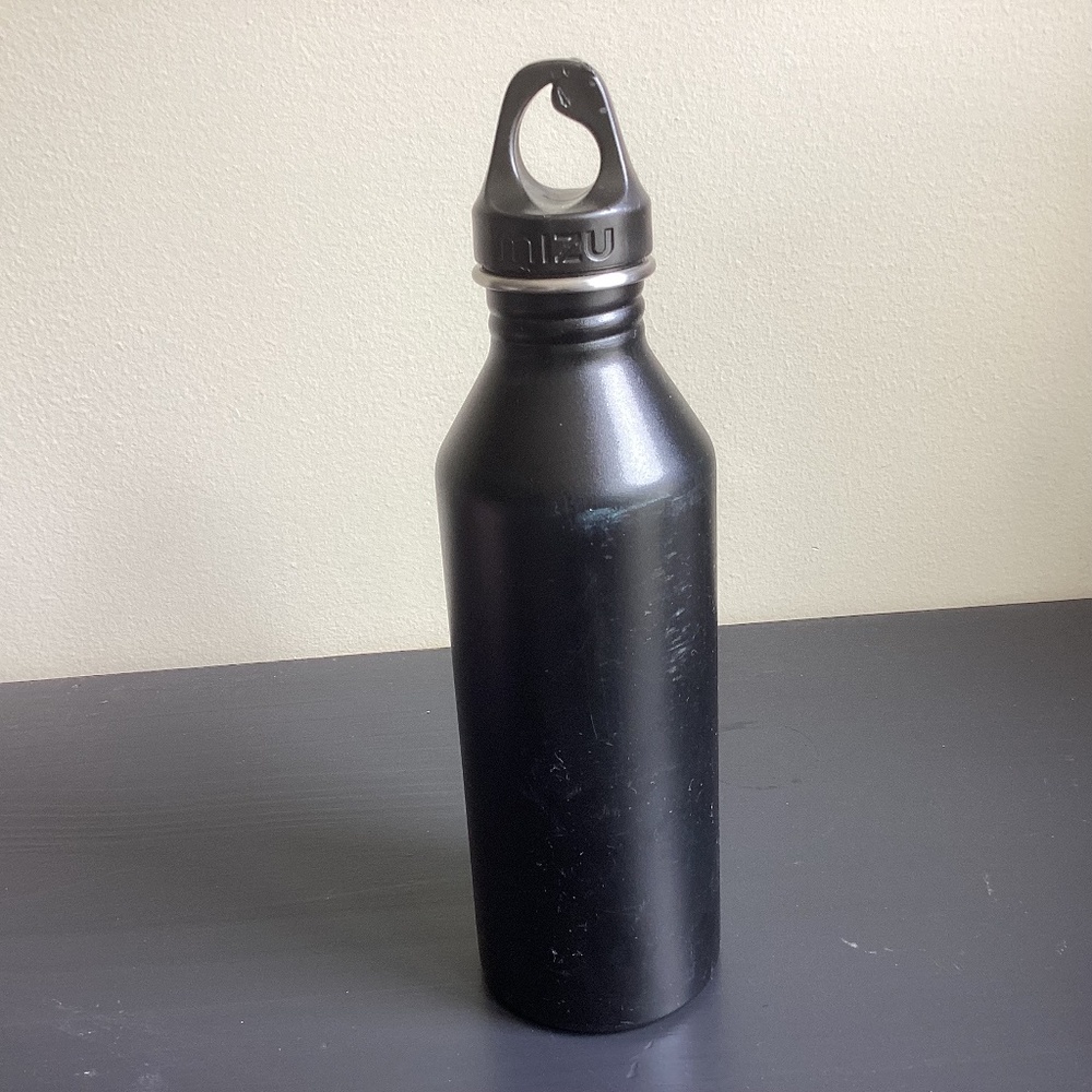 MIZU BPA FREE 25oz STAINLESS STEEL WATER BOTTLE